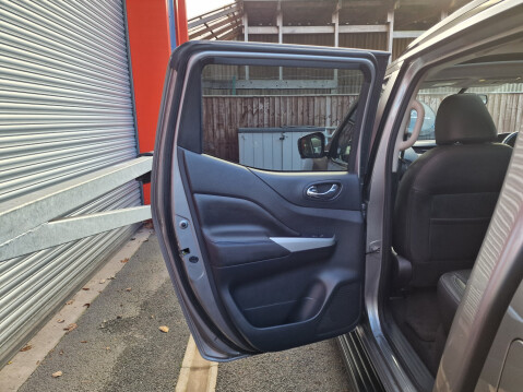 Nissan Navara DCI N-GUARD SHR DCB AUTO 23