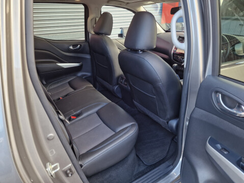 Nissan Navara DCI N-GUARD SHR DCB AUTO 15