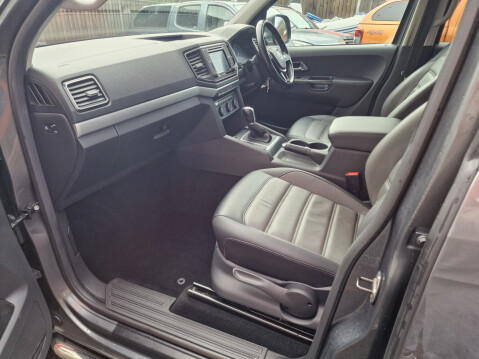 Volkswagen Amarok DC V6 TDI HIGHLINE 4MOTION 12