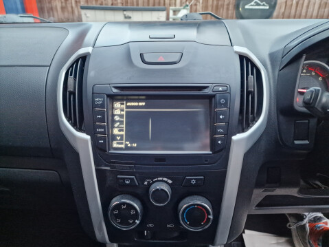 Isuzu D-Max YUKON DCB AUTO 17
