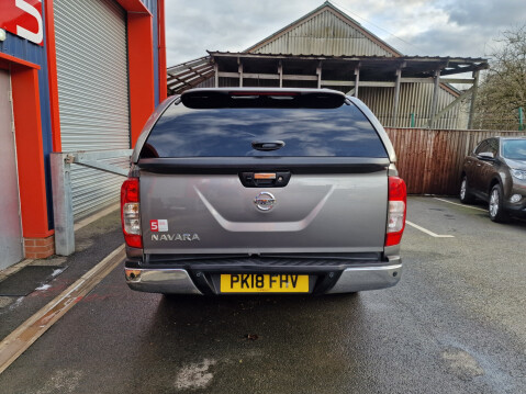 Nissan Navara DCI TEKNA 4X4 SHR DCB 7