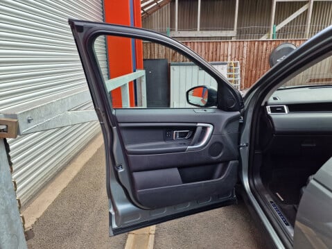 Land Rover Discovery Sport SD4 HSE LUXURY 22