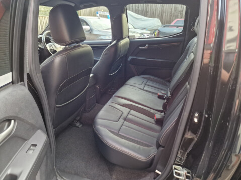 Isuzu D-Max TD BLADE DCB AUTO 14