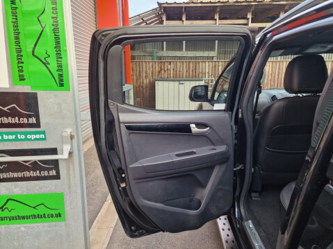 Isuzu D-Max TD BLADE DCB AUTO 19