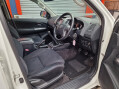 Toyota Hilux INVINCIBLE 4X4 D-4D DCB 12