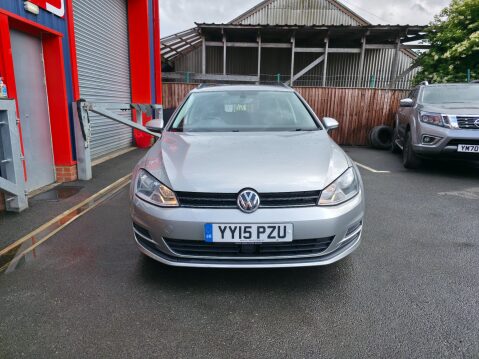 Volkswagen Golf SE TDI BLUEMOTION TECHNOLOGY DSG 2