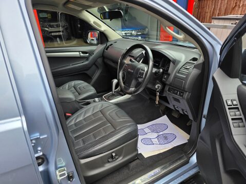 Isuzu D-Max TD CENTURION DCB AUTO 18
