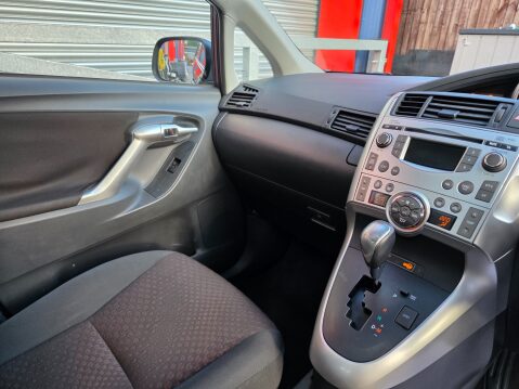 Toyota Verso TR D-CAT 10