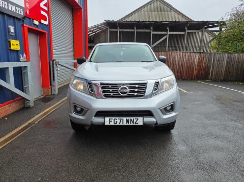 Nissan Navara DCI ACENTA SHR KCB 2