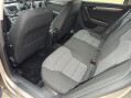 Volkswagen Passat 2.0 TDI BlueMotion Tech Highline DSG Euro 5 (s/s) 5dr 27