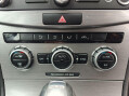Volkswagen Passat 2.0 TDI BlueMotion Tech Highline DSG Euro 5 (s/s) 5dr 53