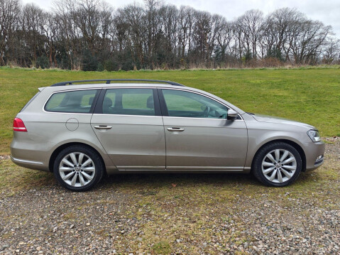 Volkswagen Passat 2.0 TDI BlueMotion Tech Highline DSG Euro 5 (s/s) 5dr 2
