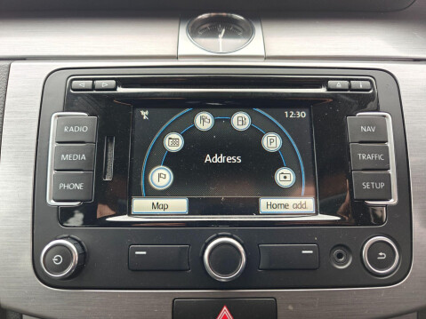 Volkswagen Passat 2.0 TDI BlueMotion Tech Highline DSG Euro 5 (s/s) 5dr 49