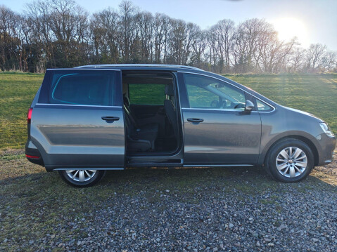 Volkswagen Sharan 2.0 TDI BlueMotion Tech SE DSG Euro 6 (s/s) 5dr 6