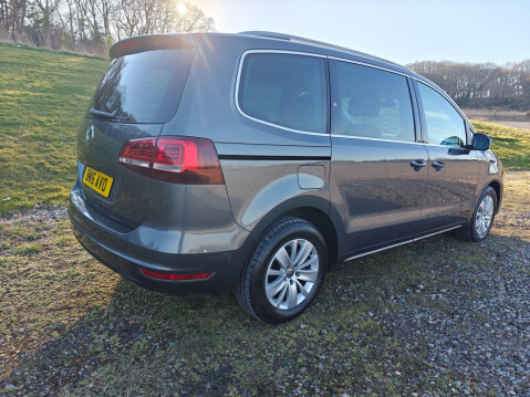 Volkswagen Sharan 2.0 TDI BlueMotion Tech SE DSG Euro 6 (s/s) 5dr 7