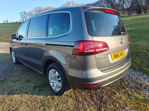 Volkswagen Sharan 2.0 TDI BlueMotion Tech SE DSG Euro 6 (s/s) 5dr 10
