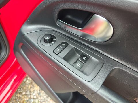 Volkswagen Up 1.0 High up! Euro 6 5dr 44