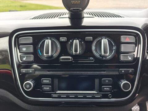 Volkswagen Up 1.0 High up! Euro 6 5dr 29
