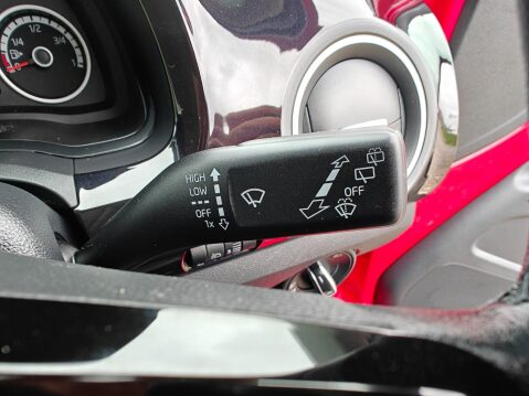 Volkswagen Up 1.0 High up! Euro 6 5dr 53