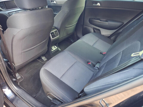 Kia Sportage 1.6 GDi 2 Euro 6 (s/s) 5dr 28