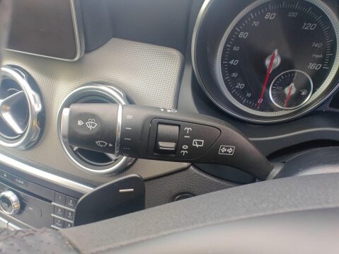 Mercedes-Benz GLA 1.6 GLA180 Urban Edition 7G-DCT Euro 6 (s/s) 5dr 60