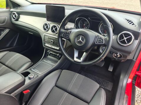 Mercedes-Benz GLA 1.6 GLA180 Urban Edition 7G-DCT Euro 6 (s/s) 5dr 18