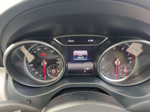Mercedes-Benz GLA 1.6 GLA180 Urban Edition 7G-DCT Euro 6 (s/s) 5dr 56