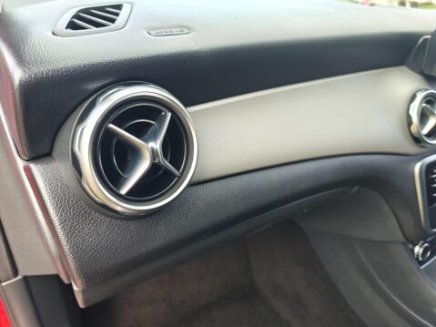 Mercedes-Benz GLA 1.6 GLA180 Urban Edition 7G-DCT Euro 6 (s/s) 5dr 32