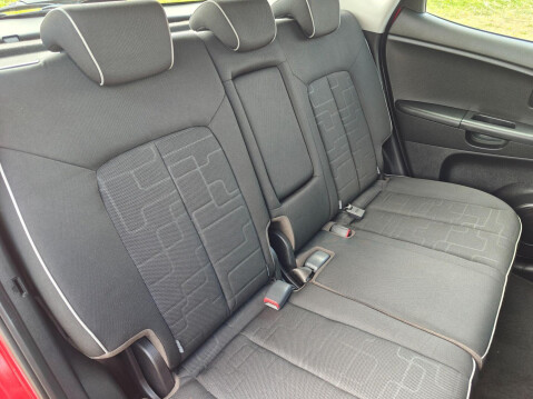 Kia Venga 1.6 2 Auto Euro 5 5dr 23