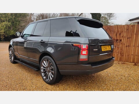 Land Rover Range Rover 4.4 SD V8 Autobiography Auto 4WD Euro 6 (s/s) 5dr 11