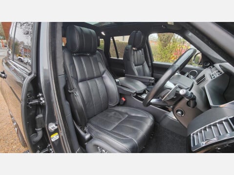 Land Rover Range Rover 4.4 SD V8 Autobiography Auto 4WD Euro 6 (s/s) 5dr 21