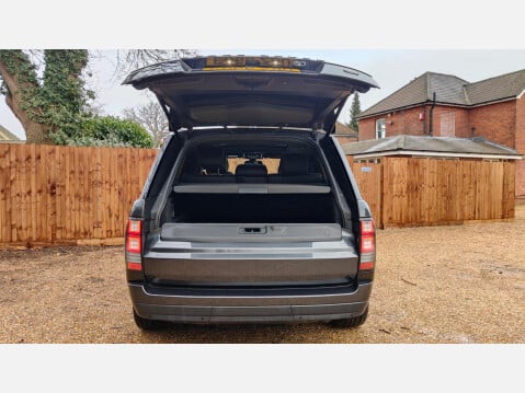 Land Rover Range Rover 4.4 SD V8 Autobiography Auto 4WD Euro 6 (s/s) 5dr 27