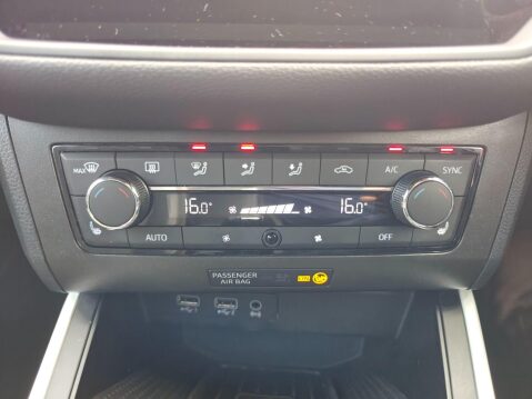 SEAT Arona 1.0 TSI XCELLENCE Lux DSG Euro 6 (s/s) 5dr 31