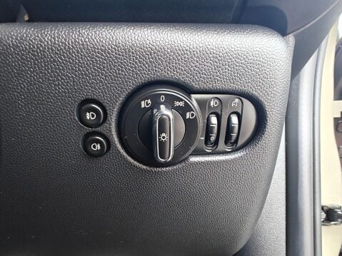 Mini Hatch 1.5 Cooper Steptronic Euro 6 (s/s) 3dr 65