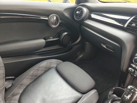 Mini Hatch 1.5 Cooper Steptronic Euro 6 (s/s) 3dr 28