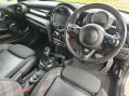 Mini Hatch 1.5 Cooper Steptronic Euro 6 (s/s) 3dr 18