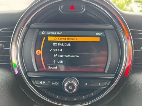 Mini Hatch 1.5 Cooper Steptronic Euro 6 (s/s) 3dr 38