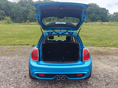 Mini Hatch 2.0 Cooper S Steptronic Euro 6 (s/s) 3dr 7