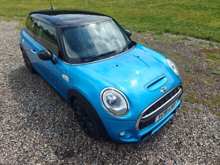 Mini Hatch 2.0 Cooper S Steptronic Euro 6 (s/s) 3dr