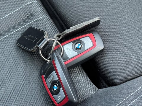 BMW 1 Series 1.5 118i Sport Euro 6 (s/s) 3dr 26