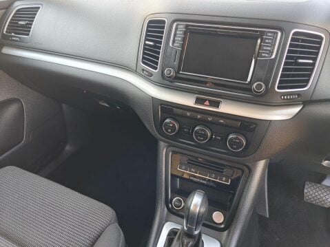 Volkswagen Sharan 2.0 TDI BlueMotion Tech SE DSG Euro 6 (s/s) 5dr 50