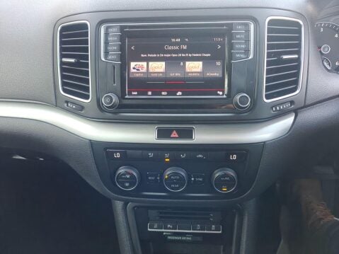 Volkswagen Sharan 2.0 TDI BlueMotion Tech SE DSG Euro 6 (s/s) 5dr 52