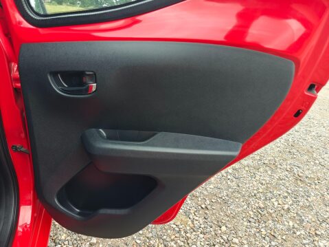 Toyota Aygo 1.0 VVT-i x-play Euro 6 5dr 44