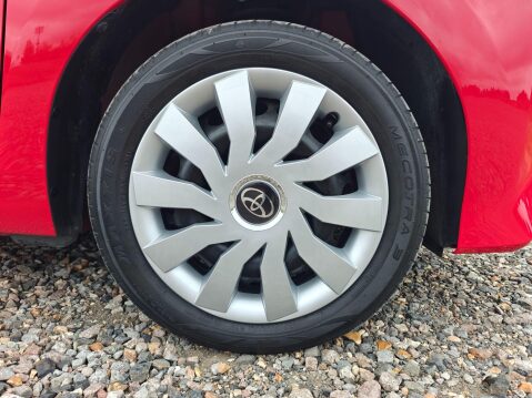 Toyota Aygo 1.0 VVT-i x-play Euro 6 5dr 67