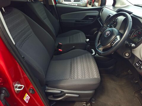 Toyota Yaris 1.33 Dual VVT-i Icon Euro 6 5dr 18