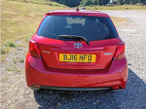 Toyota Yaris 1.33 Dual VVT-i Icon Euro 6 5dr 5