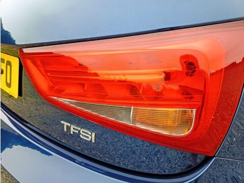 Audi A1 1.0 TFSI Sport Sportback S Tronic Euro 6 (s/s) 5dr 44