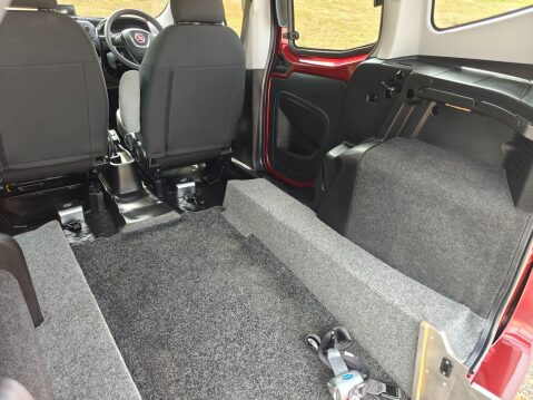 Fiat Qubo 1.4 Lounge Euro 6 5dr 30