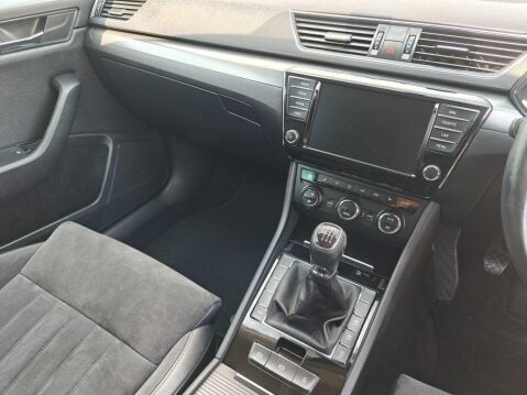 Skoda Superb 2.0 TDI SE L Executive Euro 6 (s/s) 5dr 33