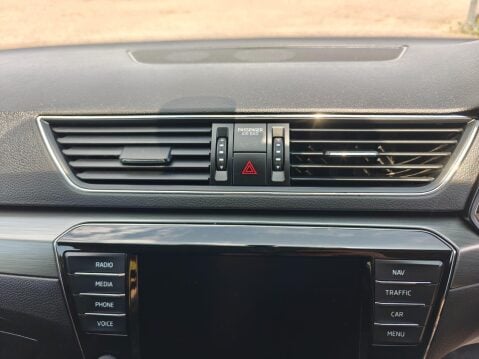 Skoda Superb 2.0 TDI SE L Executive Euro 6 (s/s) 5dr 35